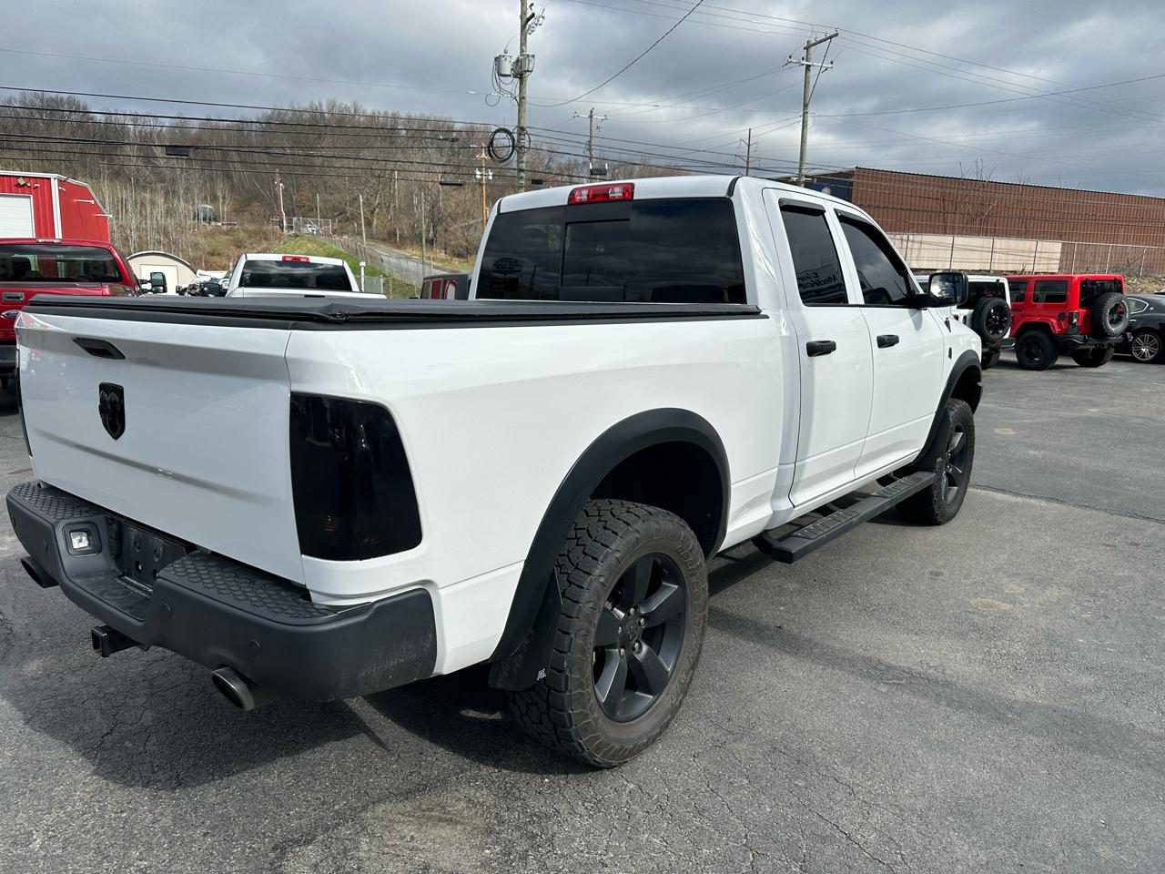 RAM 1500 Classic Warlock 4x4 Quad Cab 6'4" Box 2020