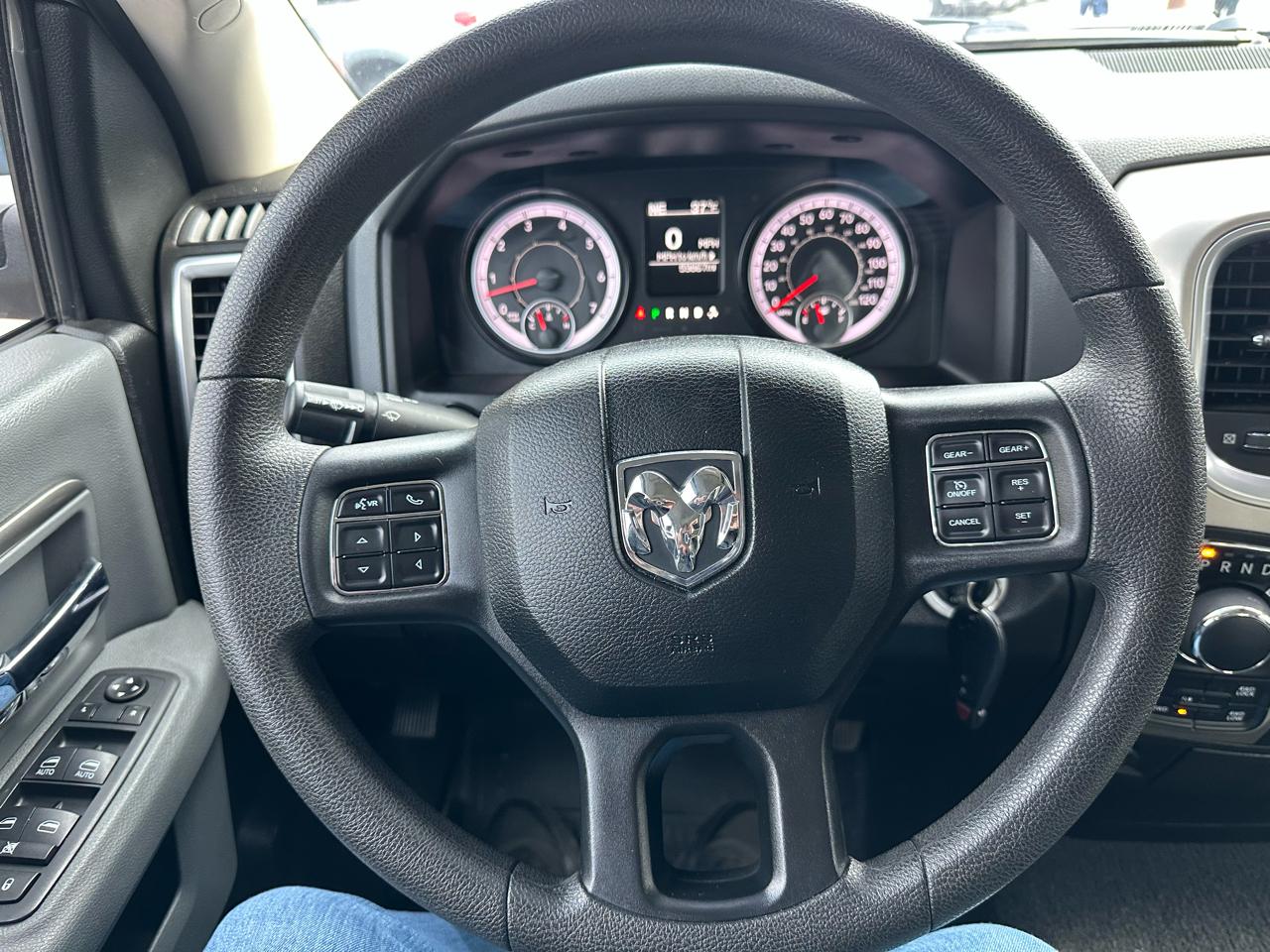 RAM 1500 Classic Warlock 4x4 Quad Cab 6'4" Box 2020