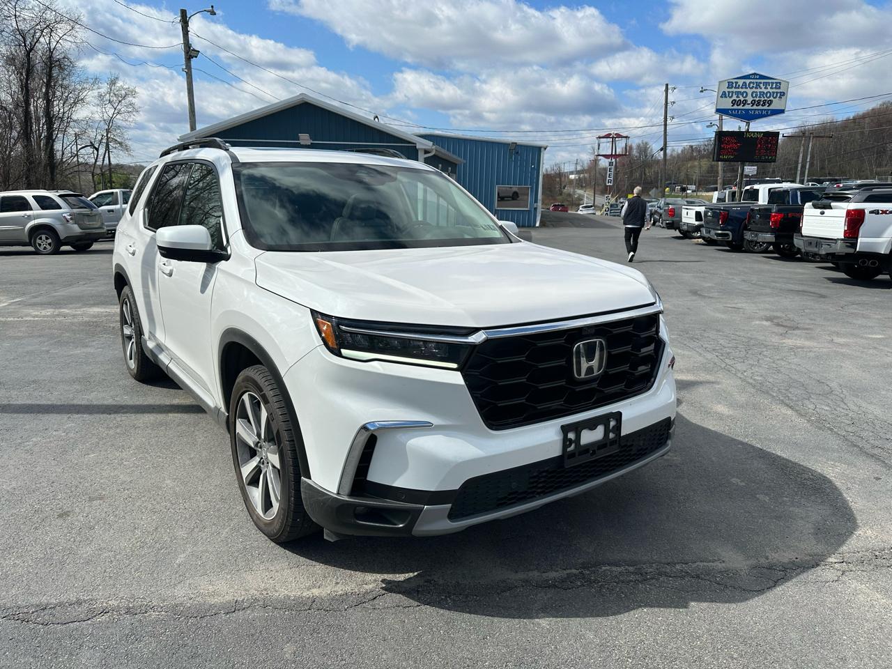 Honda Pilot Elite AWD 2025