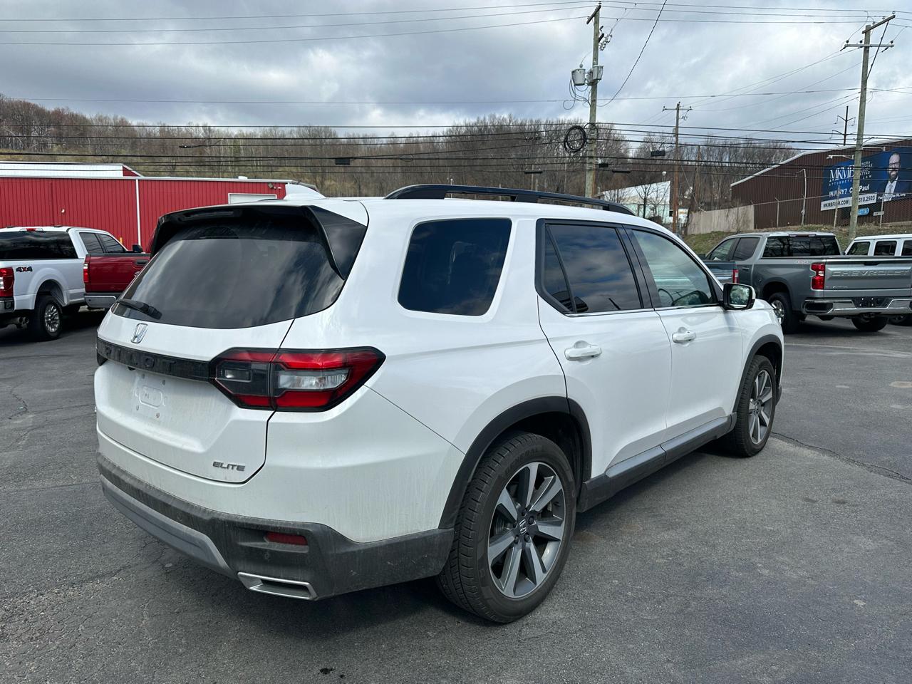 Honda Pilot Elite AWD 2025