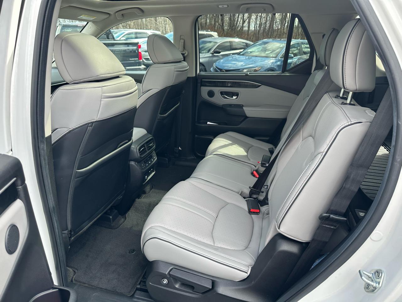 Honda Pilot Elite AWD 2025