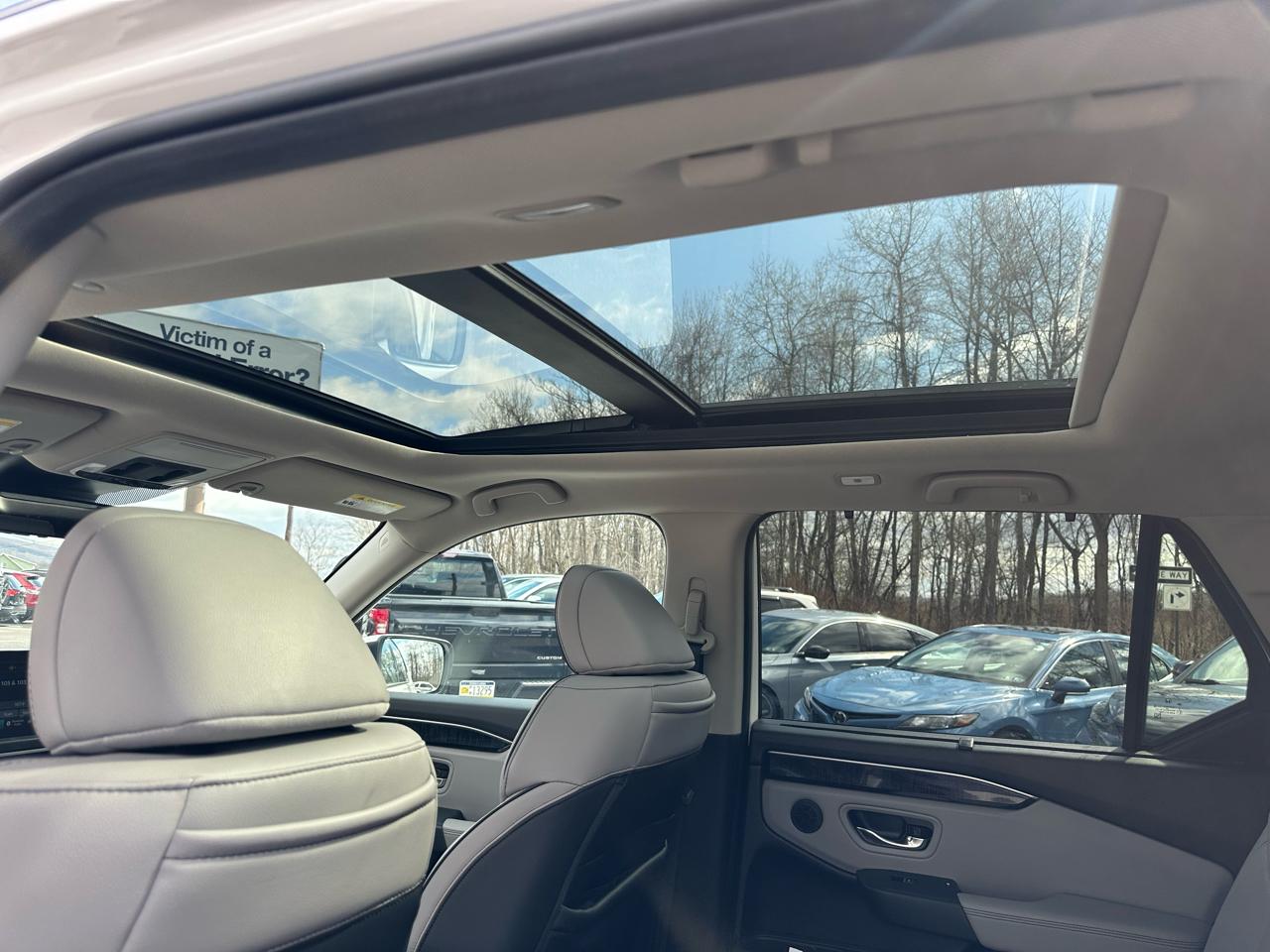 Honda Pilot Elite AWD 2025