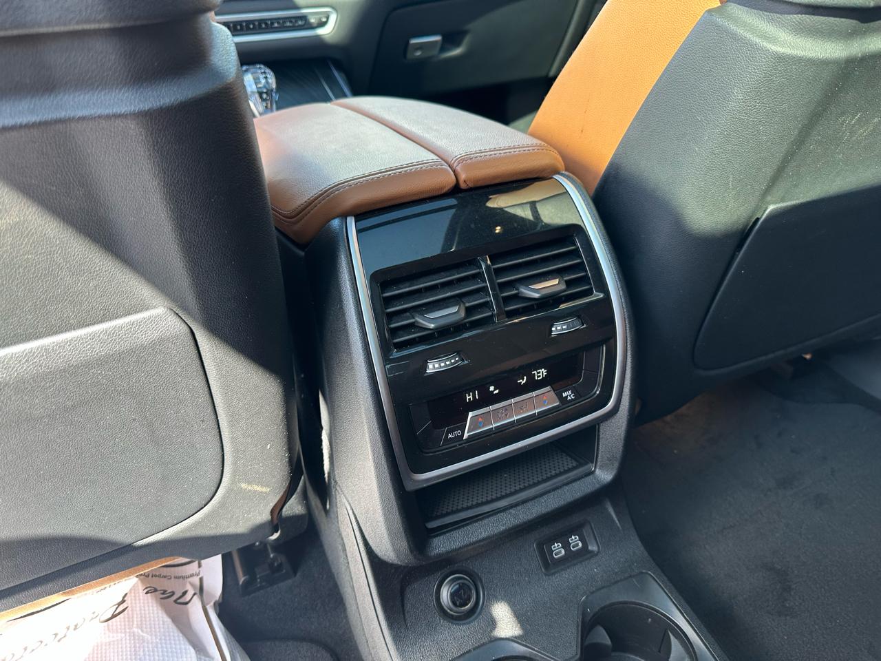 BMW X7 xDrive40i Sports Activity Vehicle 2021