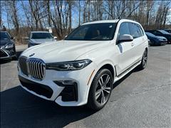 2021 BMW X7 