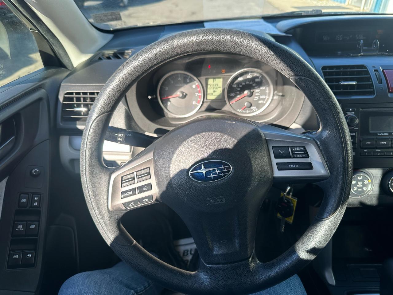 Subaru Forester 4dr Auto 2.5i PZEV 2014