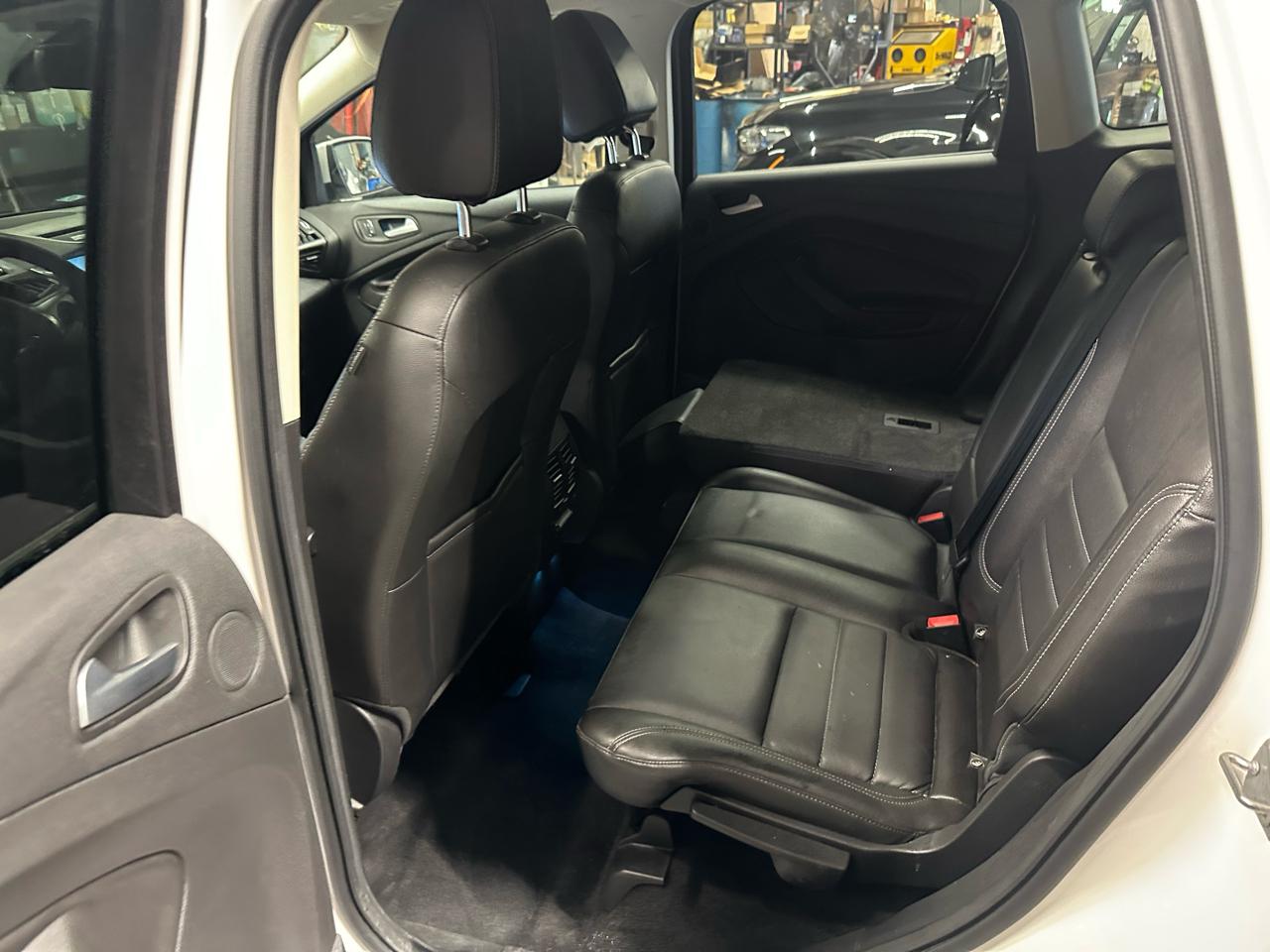 Ford Escape 4WD 4dr Titanium 2014