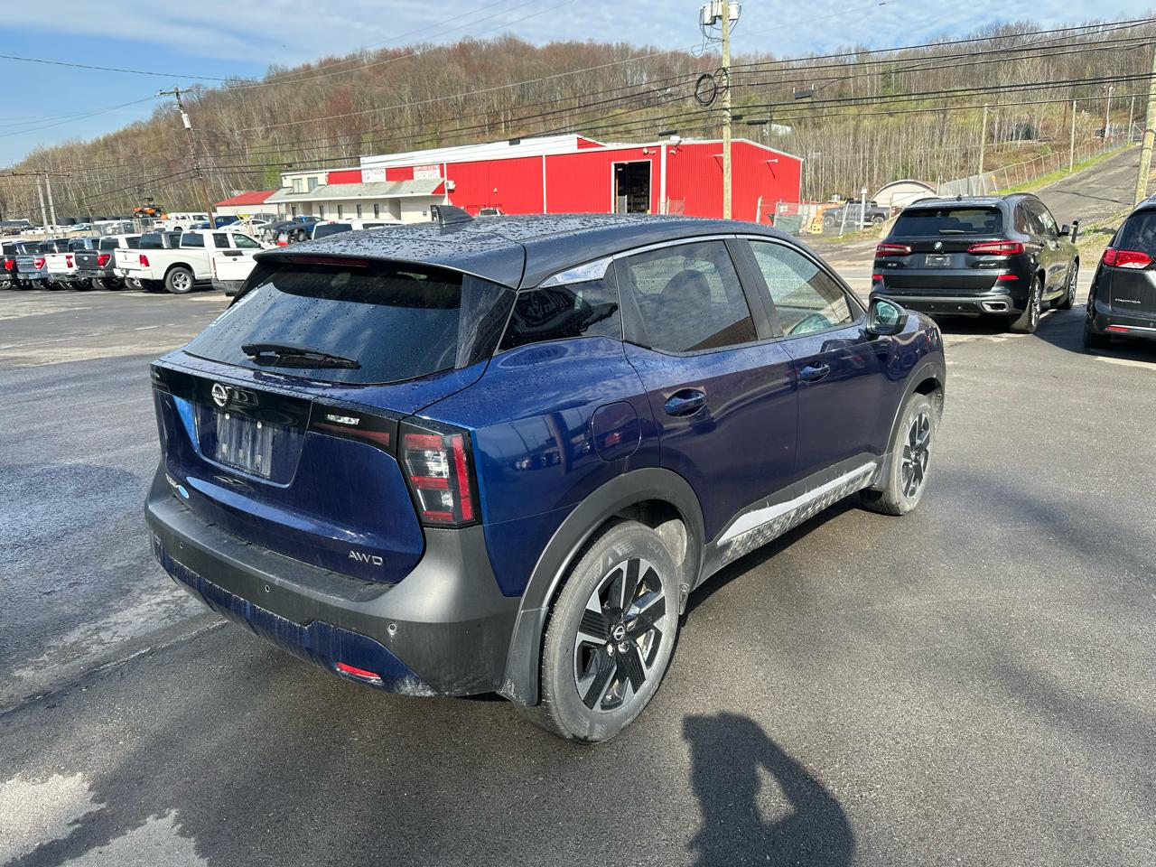 Nissan Kicks SV AWD 2025