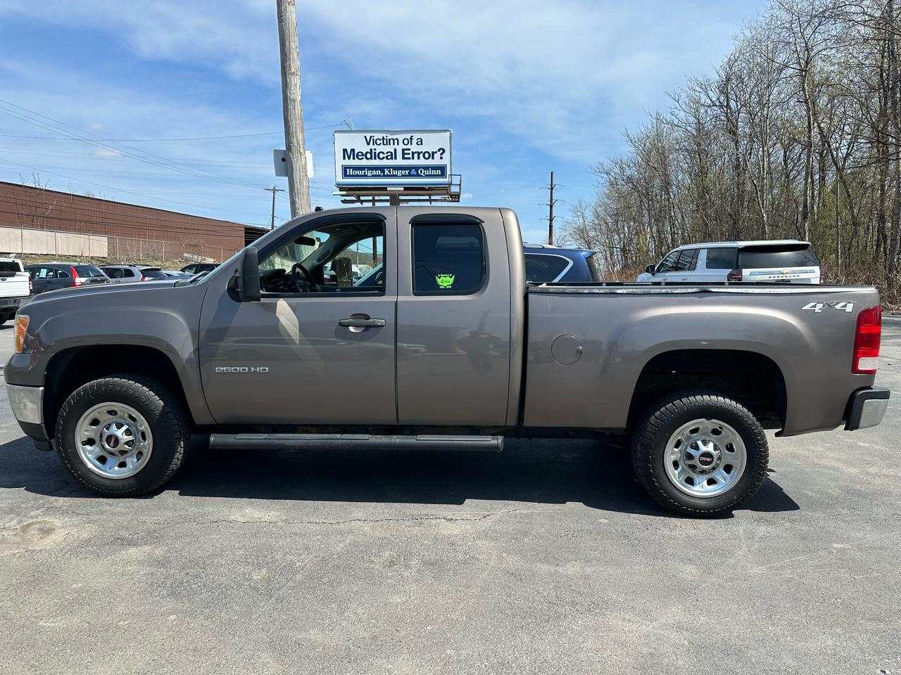 GMC Sierra 2500HD 4WD Ext Cab 144.2" Work Truck 2013