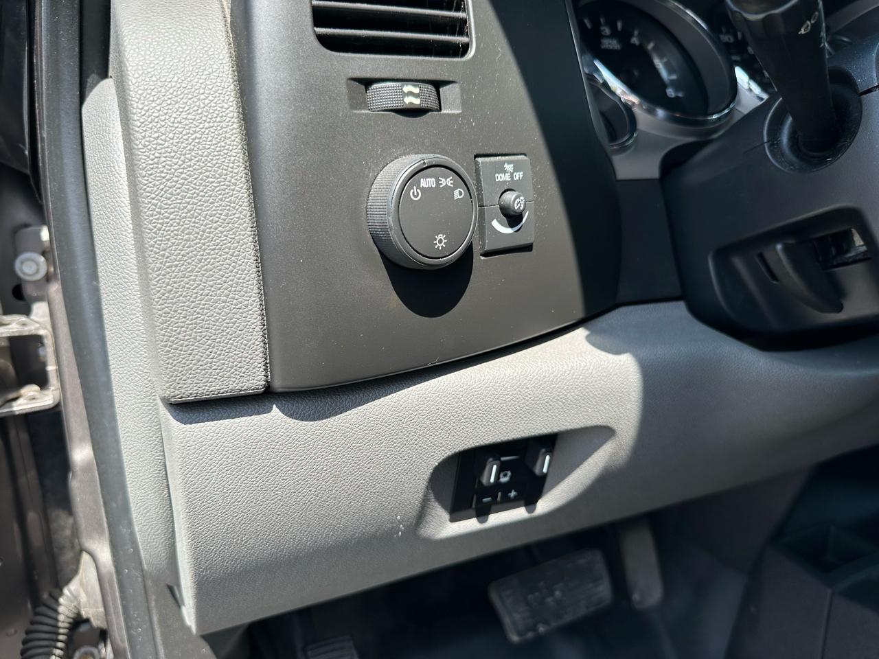 GMC Sierra 2500HD 4WD Ext Cab 144.2" Work Truck 2013