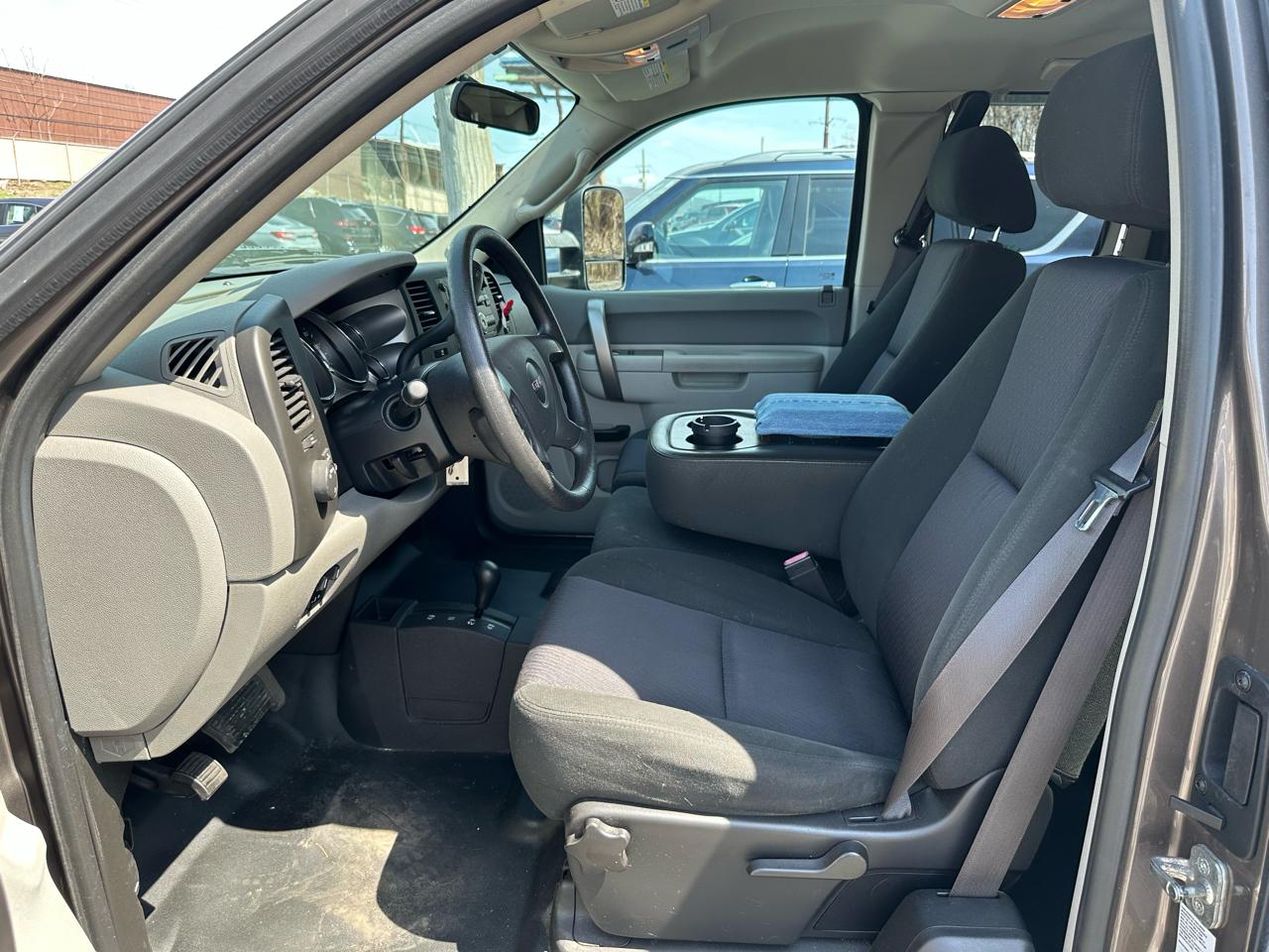 GMC Sierra 2500HD 4WD Ext Cab 144.2" Work Truck 2013