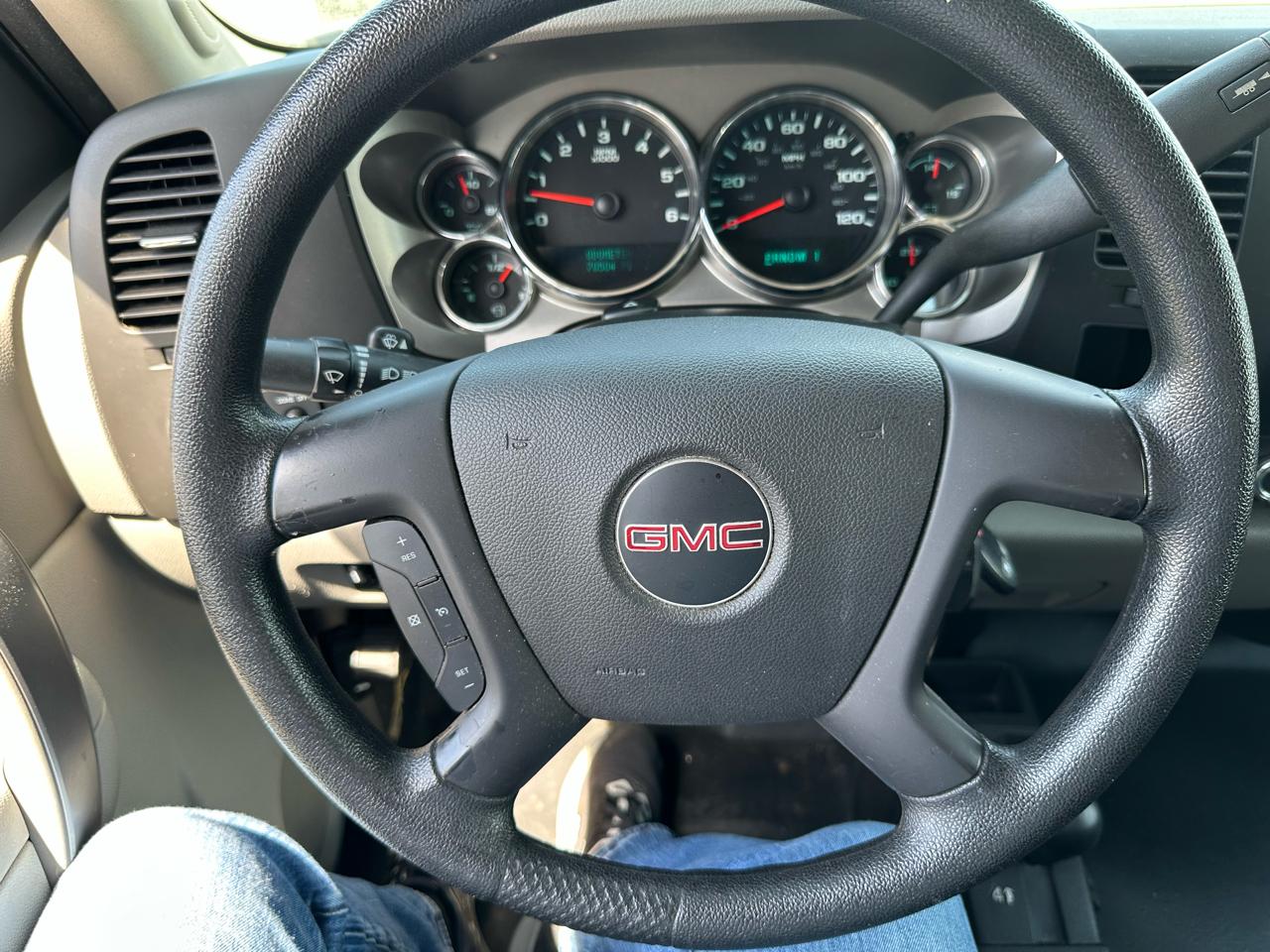 GMC Sierra 2500HD 4WD Ext Cab 144.2" Work Truck 2013