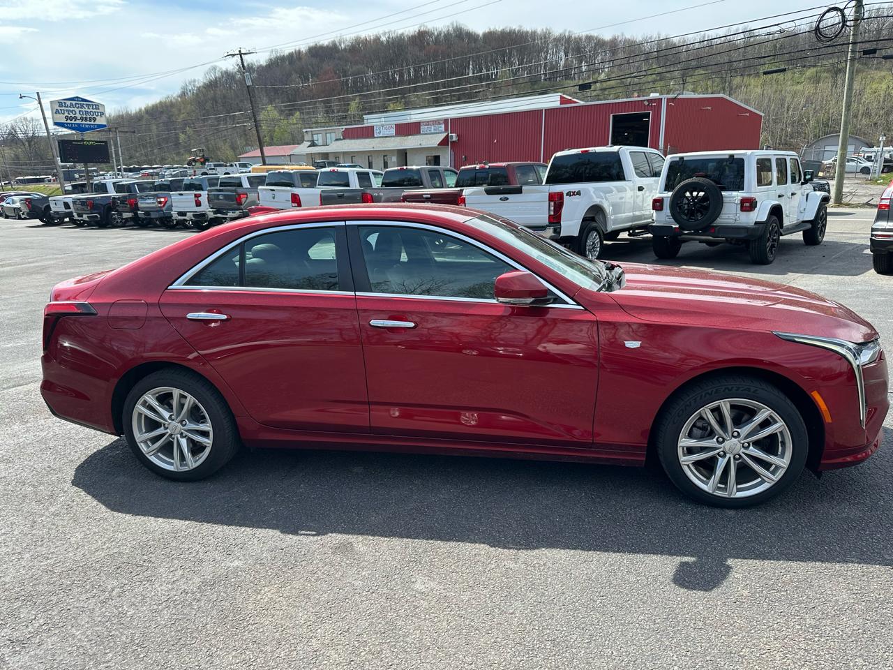 Cadillac CT4 4dr Sdn Luxury 2021