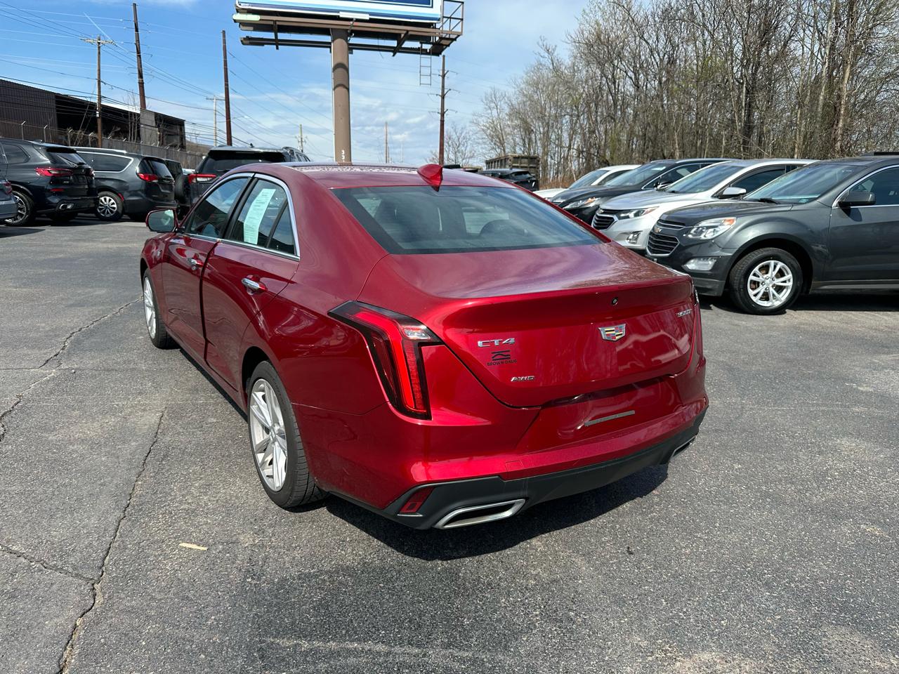 Cadillac CT4 4dr Sdn Luxury 2021