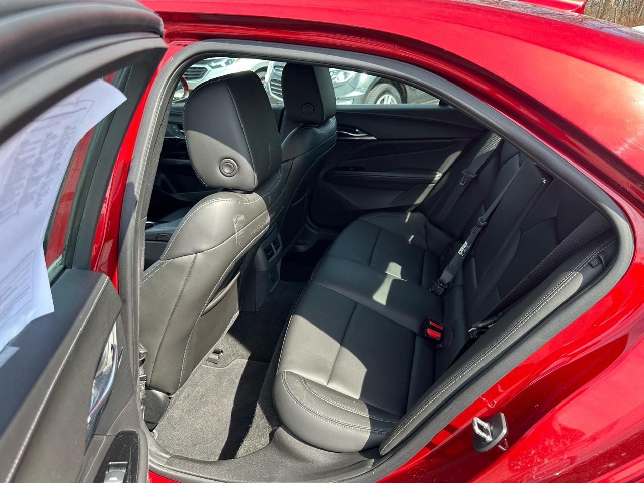 Cadillac CT4 4dr Sdn Luxury 2021