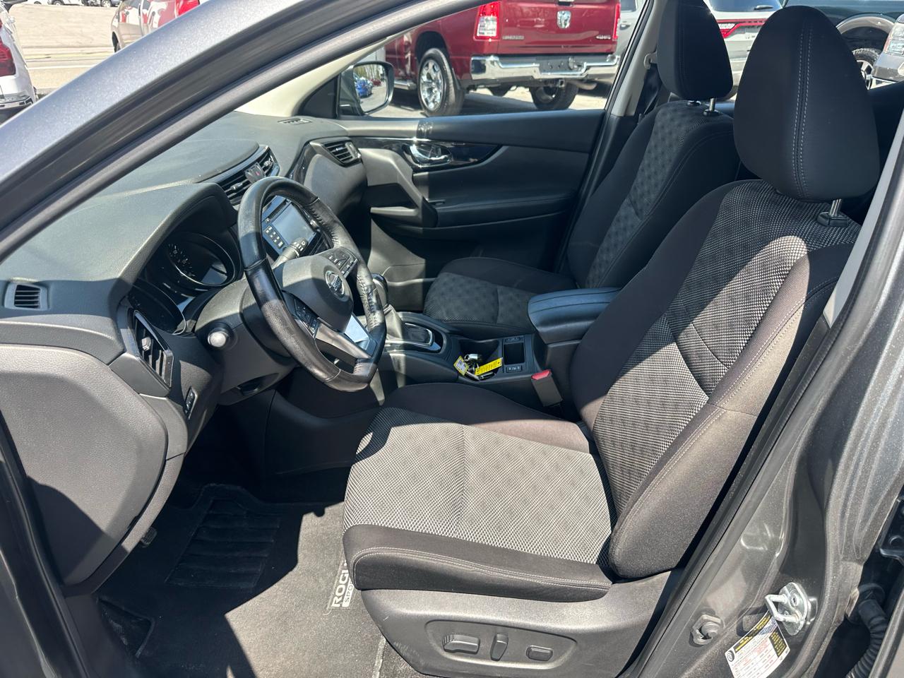 Nissan Rogue AWD 4dr SV 2015