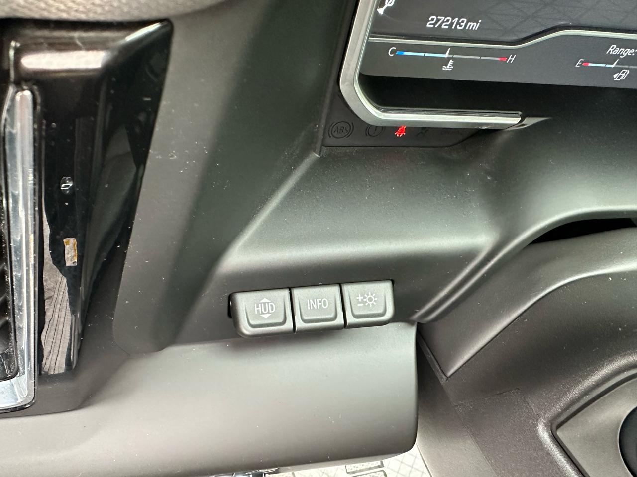 GMC Sierra 1500 4WD Crew Cab 157" Denali 2023