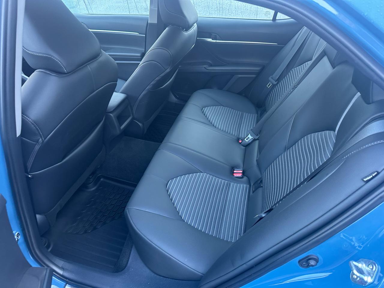 Toyota Camry SE Auto AWD (Natl) 2023