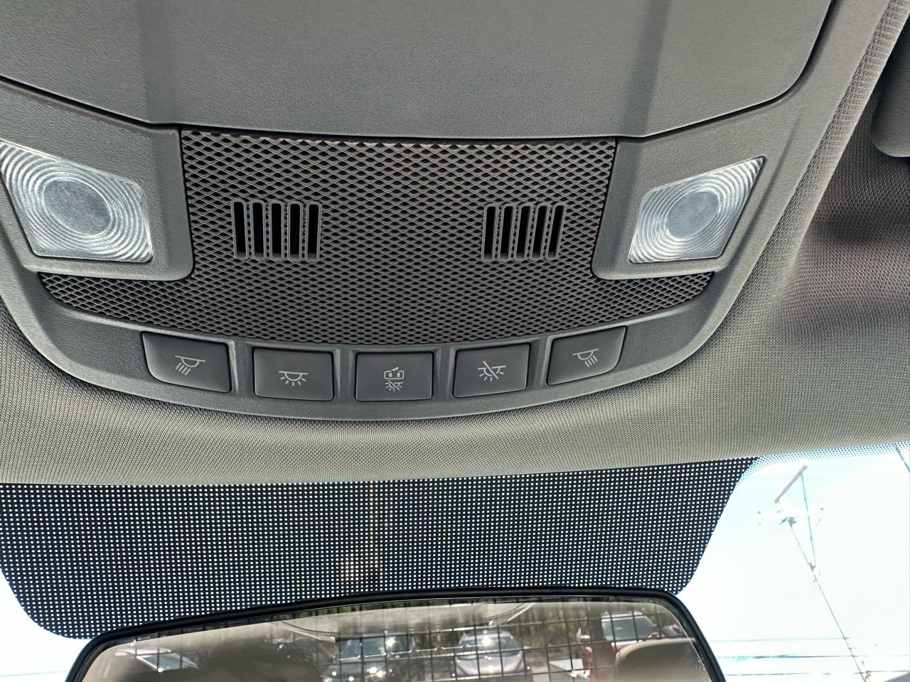 Ford Super Duty F-250 SRW XL 4WD Reg Cab 8' Box 2018