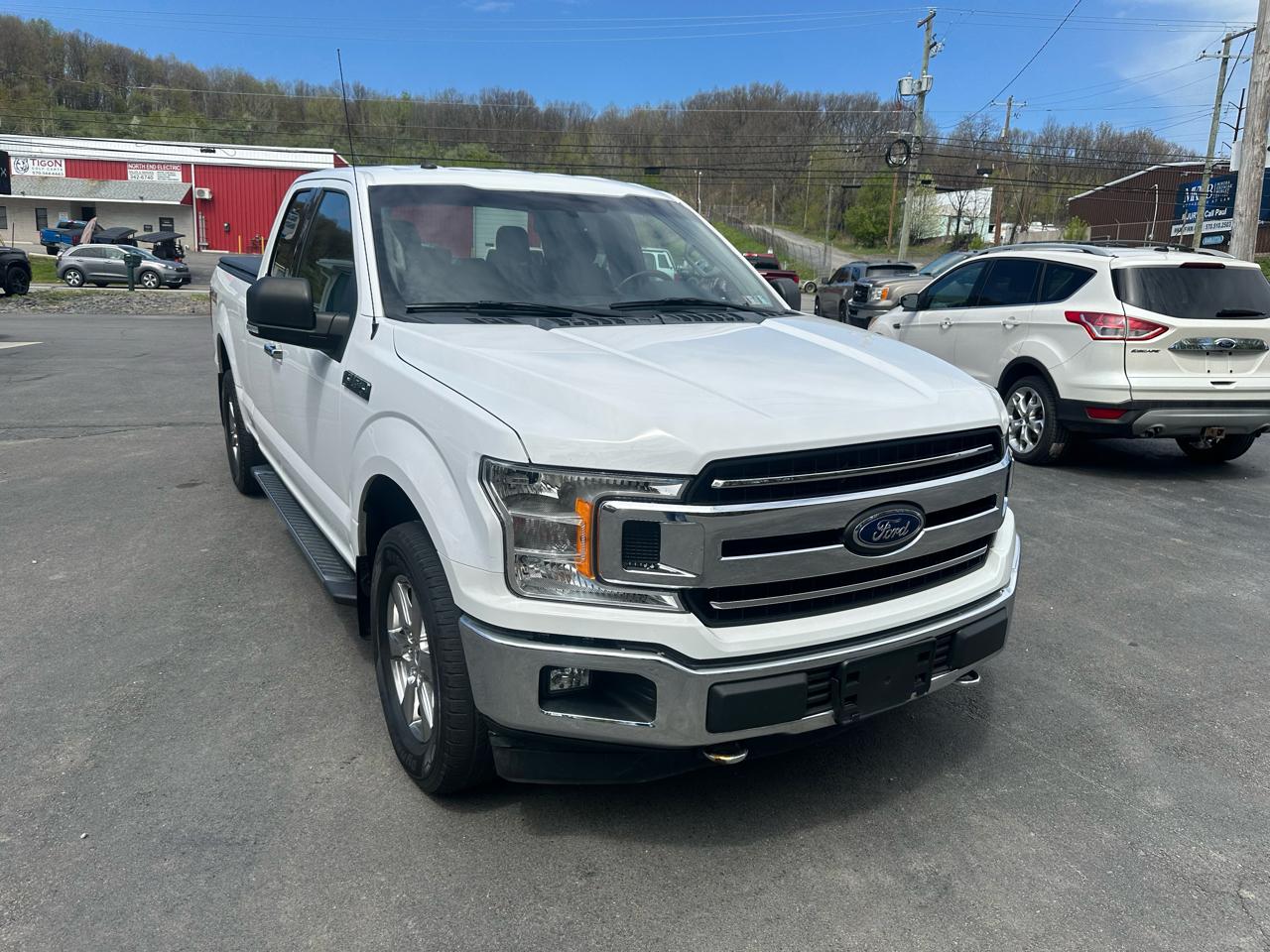 Ford F-150 4WD SuperCab 145" XLT 2018