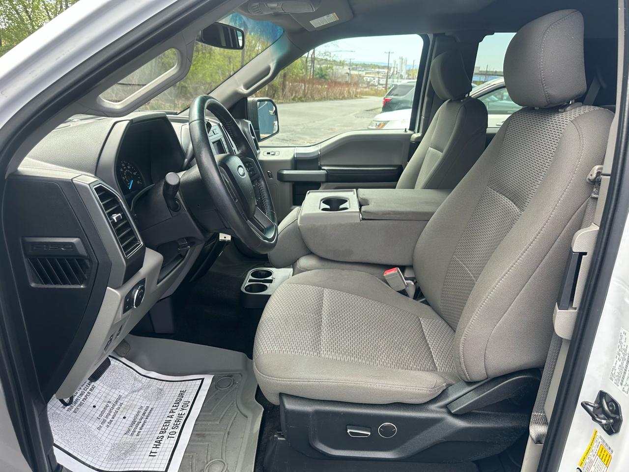 Ford F-150 4WD SuperCab 145" XLT 2018