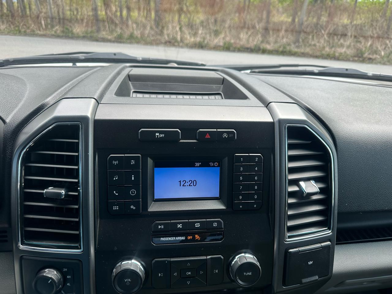 Ford F-150 4WD SuperCab 145" XLT 2018