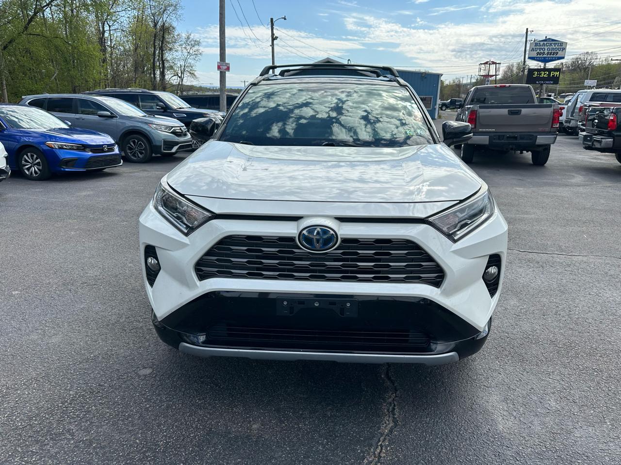 Toyota RAV4 Hybrid XSE AWD (Natl) 2019