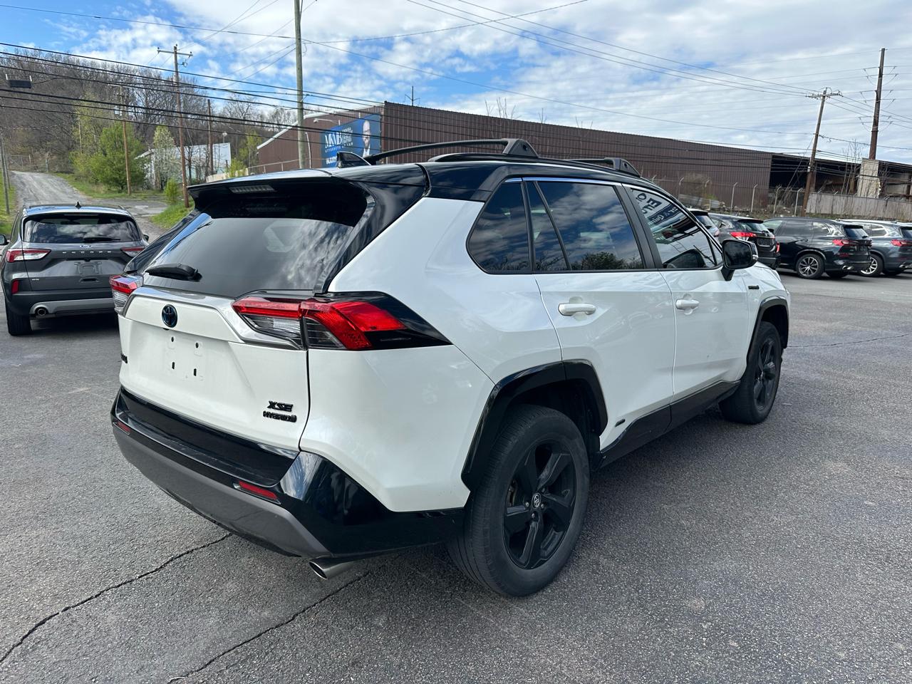 Toyota RAV4 Hybrid XSE AWD (Natl) 2019