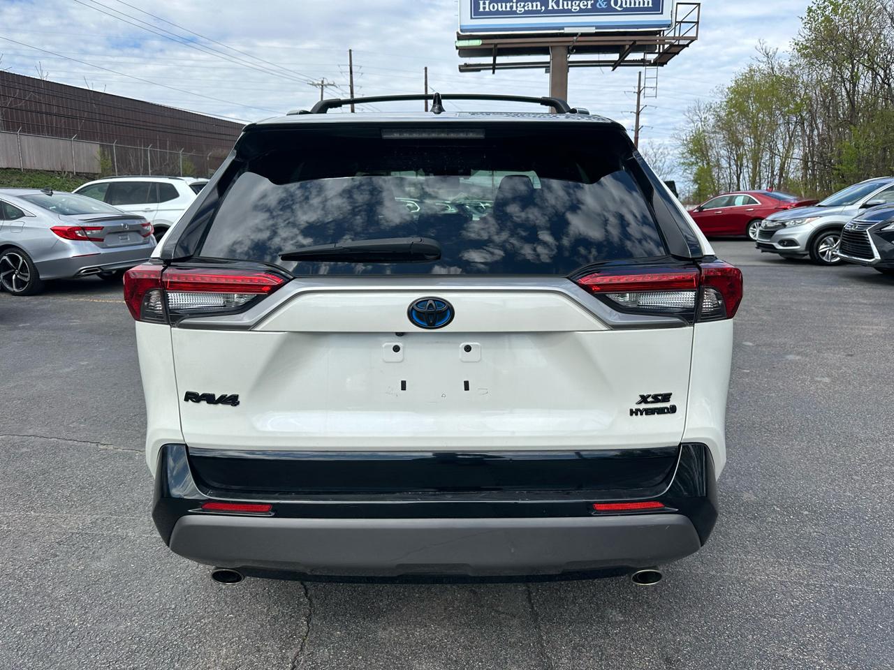 Toyota RAV4 Hybrid XSE AWD (Natl) 2019