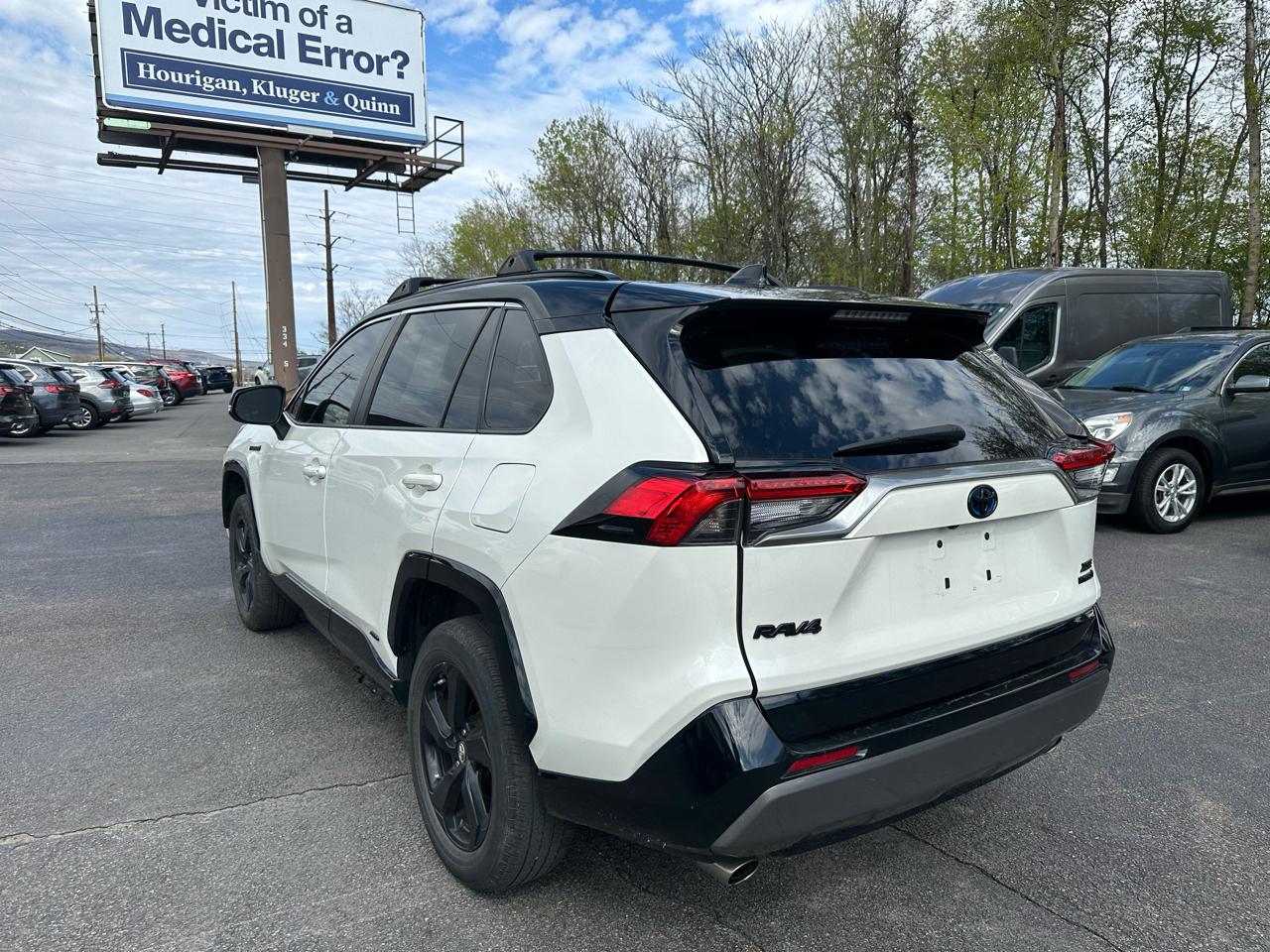 Toyota RAV4 Hybrid XSE AWD (Natl) 2019