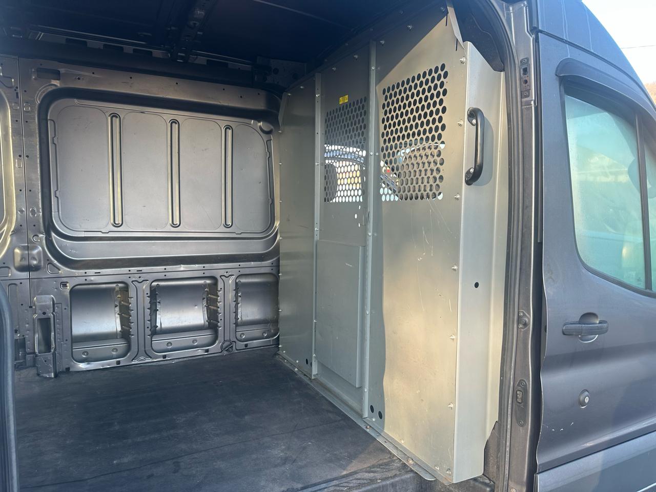 Ford Transit Cargo Van T-150 130" Med Rf 8600 GVWR Sliding RH Dr 2015