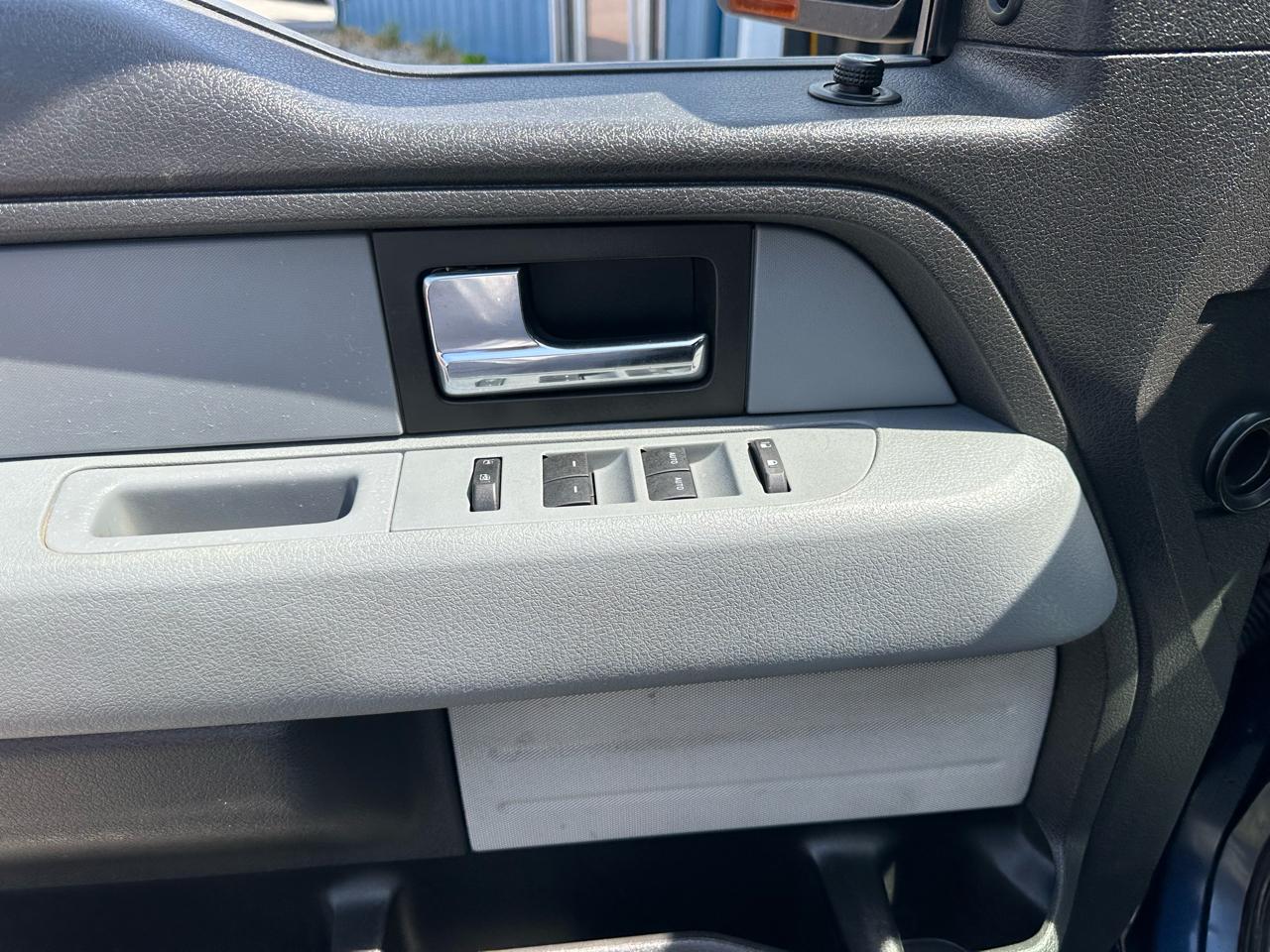 Ford F-150 4WD SuperCab 145" Lariat 2014