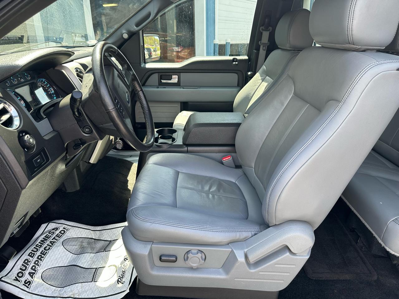 Ford F-150 4WD SuperCab 145" Lariat 2014