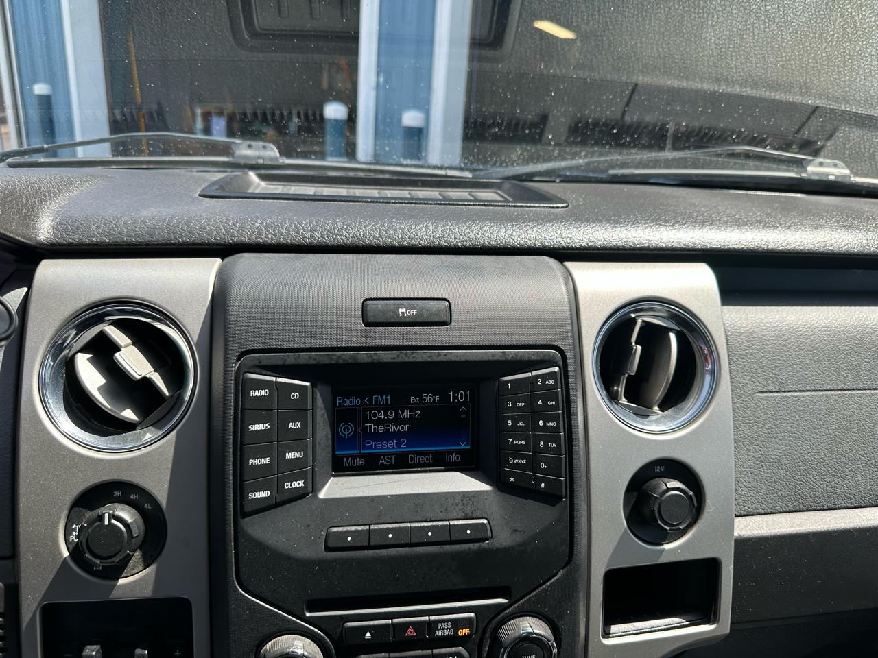 Ford F-150 4WD SuperCab 145" Lariat 2014