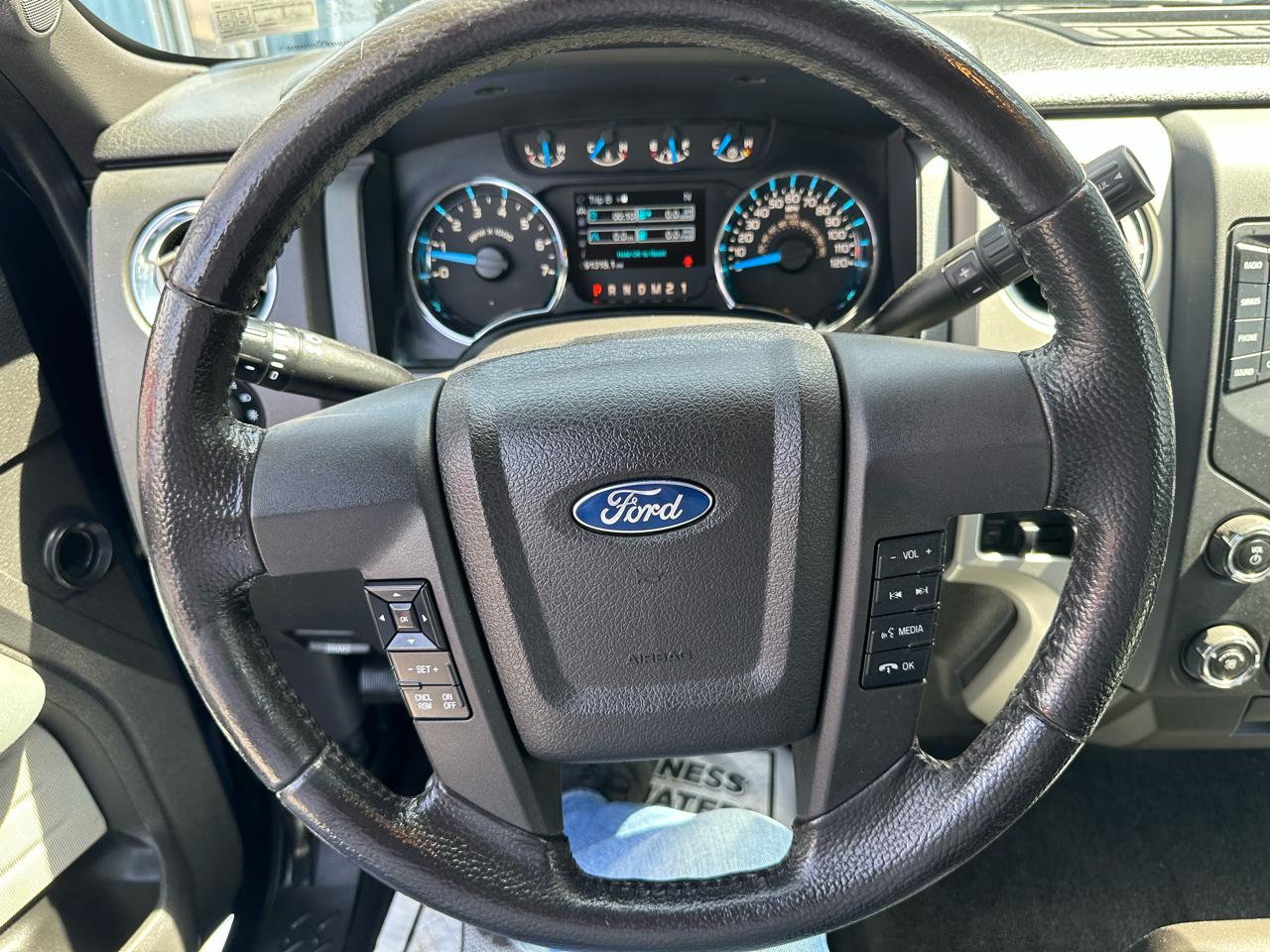 Ford F-150 4WD SuperCab 145" Lariat 2014