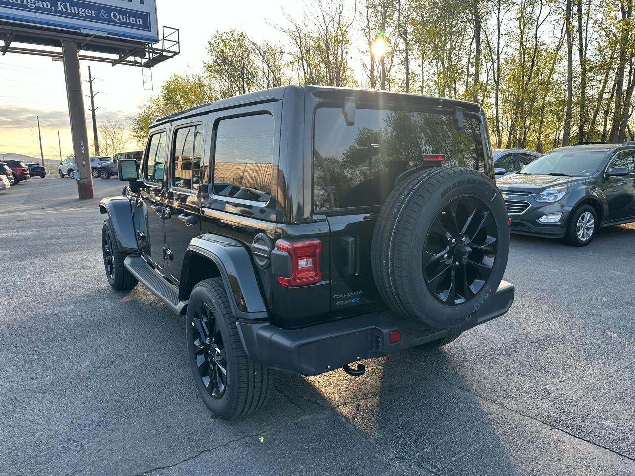 Jeep Wrangler 4xe Sahara 4x4 2025