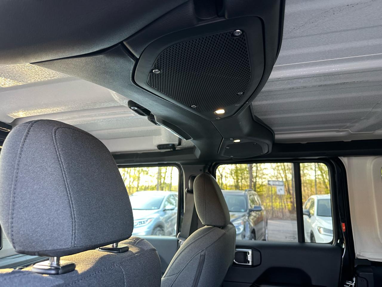 Jeep Wrangler 4xe Sahara 4x4 2025