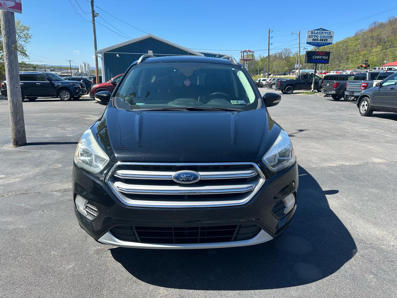 Ford Escape Titanium 4WD 2017