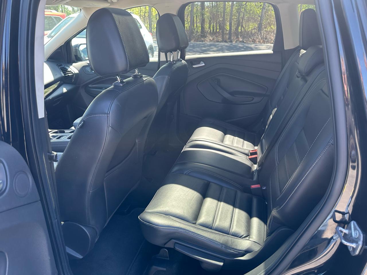 Ford Escape Titanium 4WD 2017