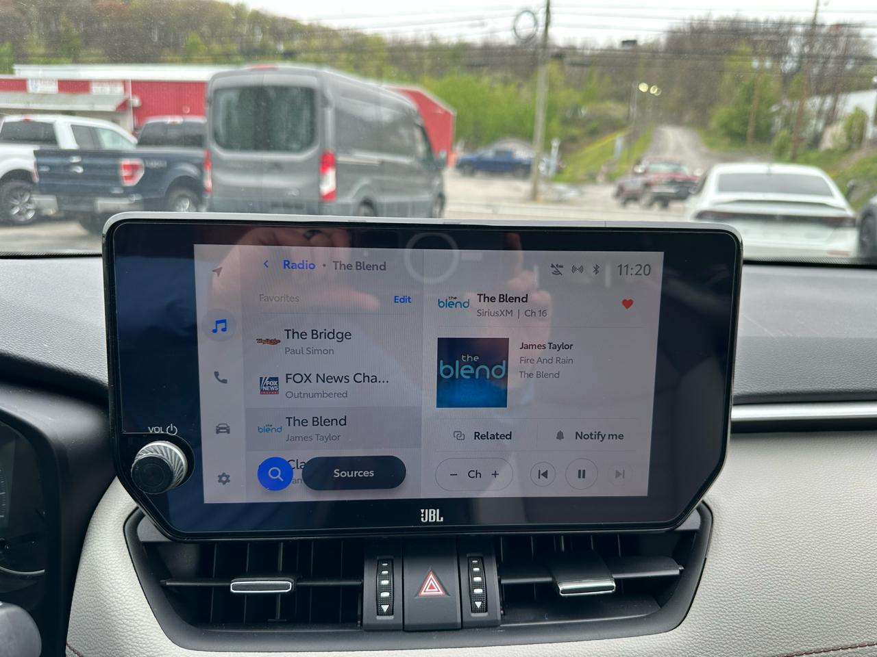 Toyota RAV4 XLE Premium AWD (Natl) 2023