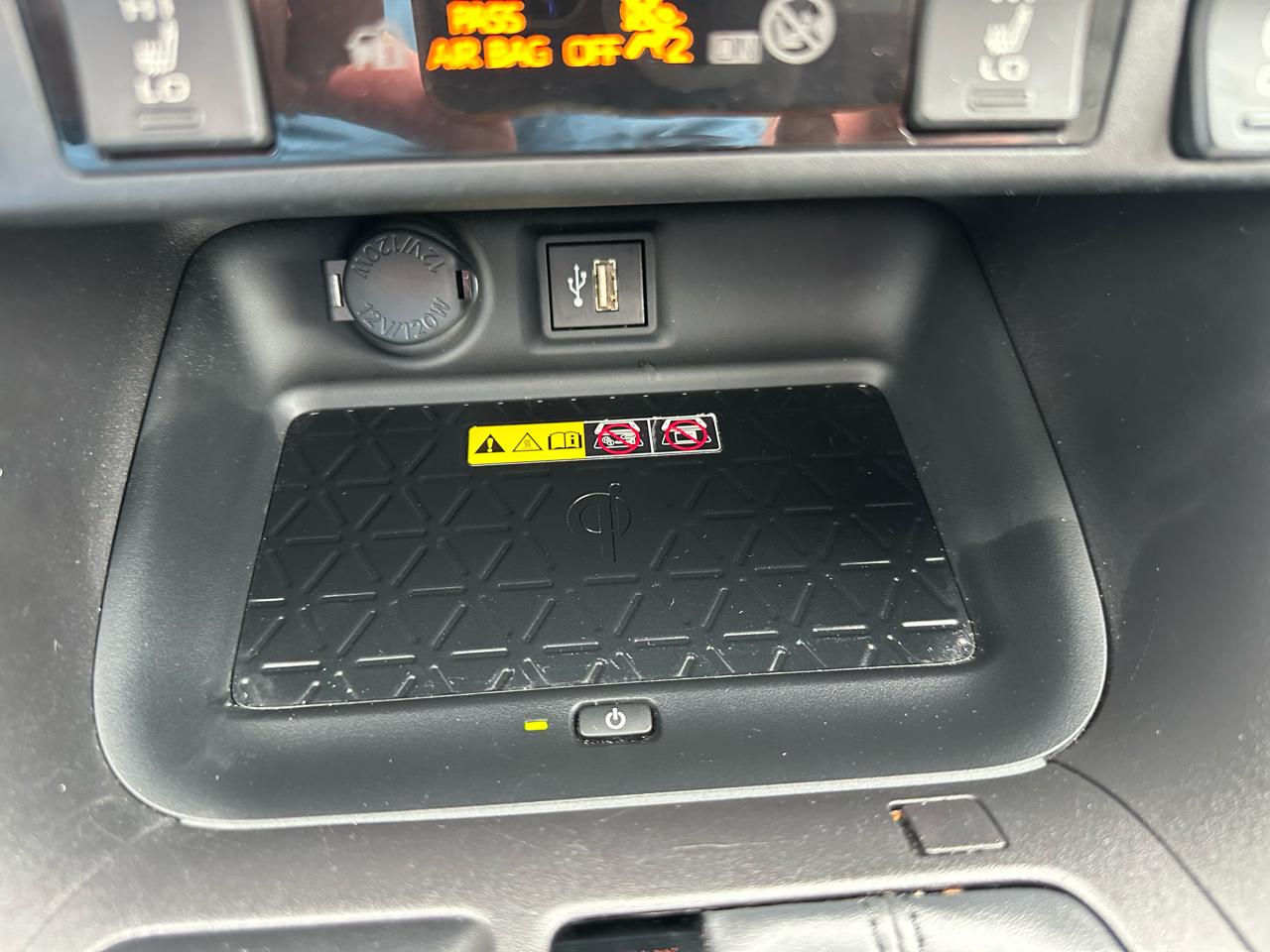 Toyota RAV4 XLE Premium AWD (Natl) 2023