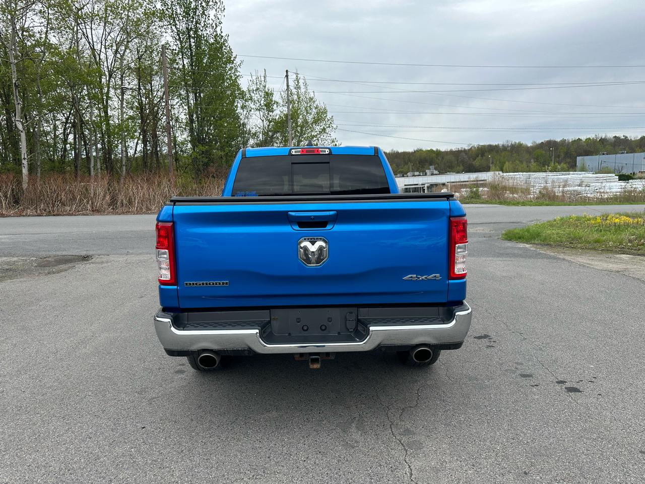 RAM 1500 Big Horn 4x4 Crew Cab 5'7" Box 2021