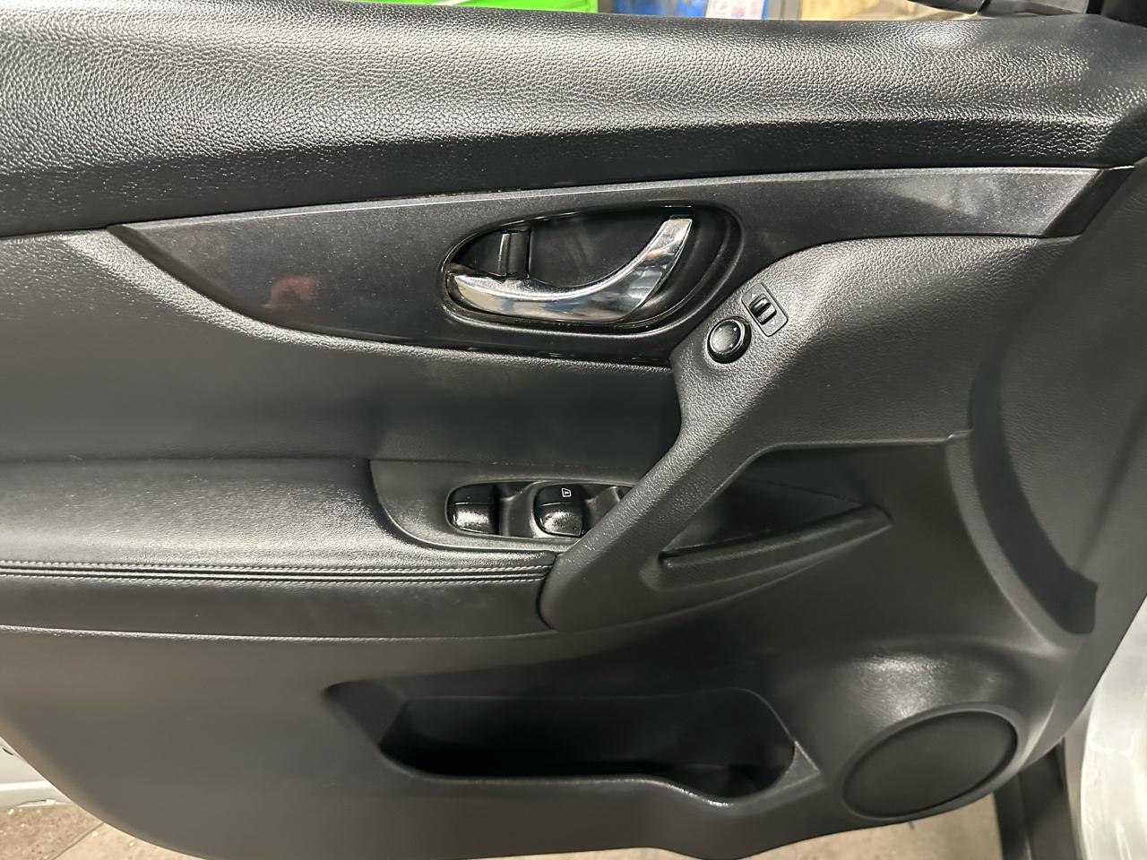 Nissan Rogue FWD S 2018