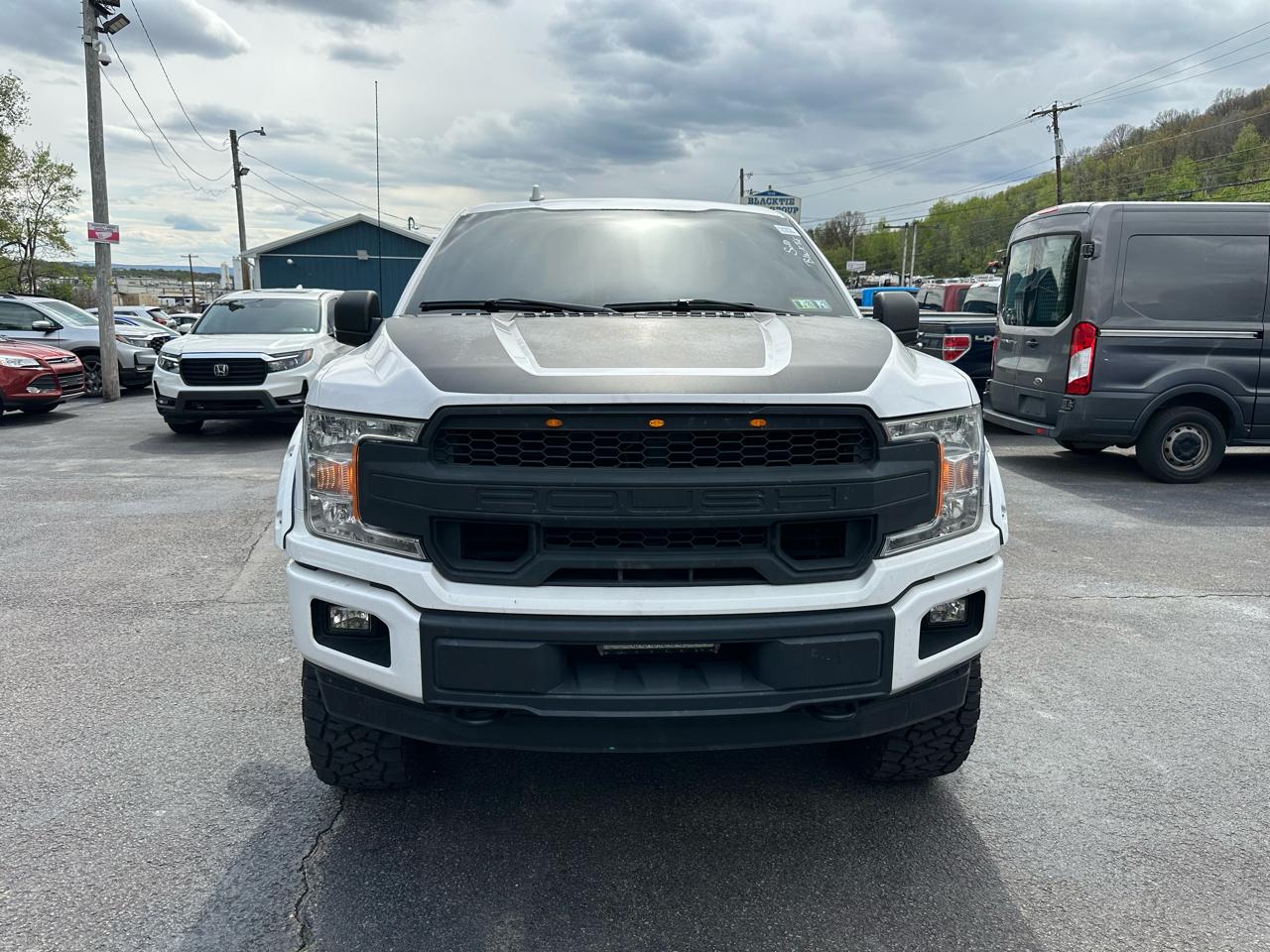 Ford F-150 4WD SuperCrew 145" XLT 2018