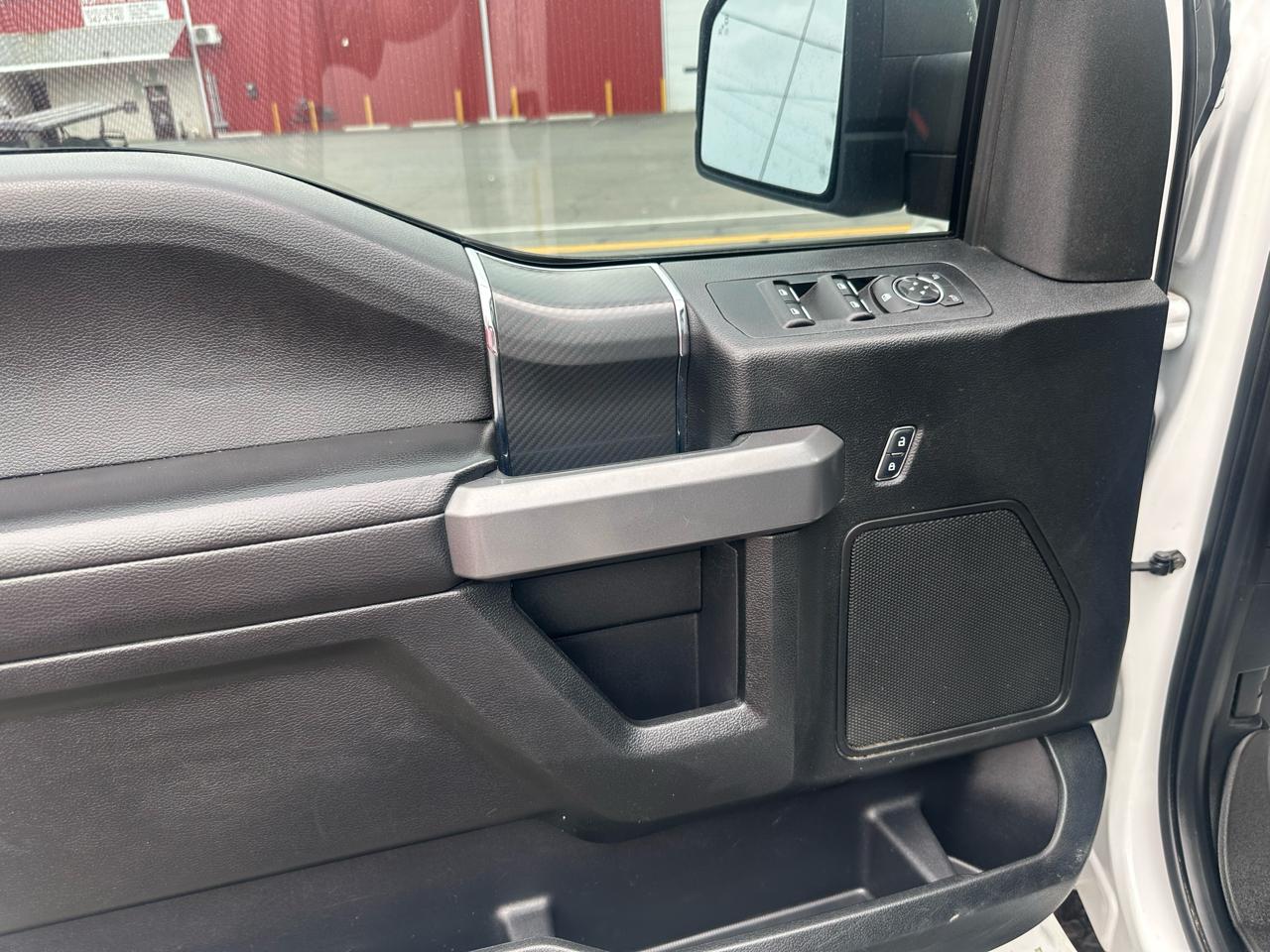 Ford F-150 4WD SuperCrew 145" XLT 2018