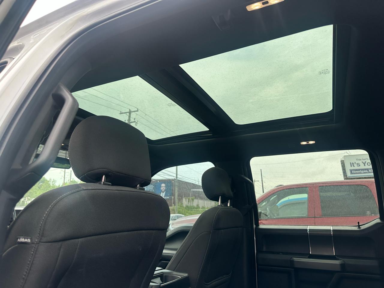 Ford F-150 4WD SuperCrew 145" XLT 2018