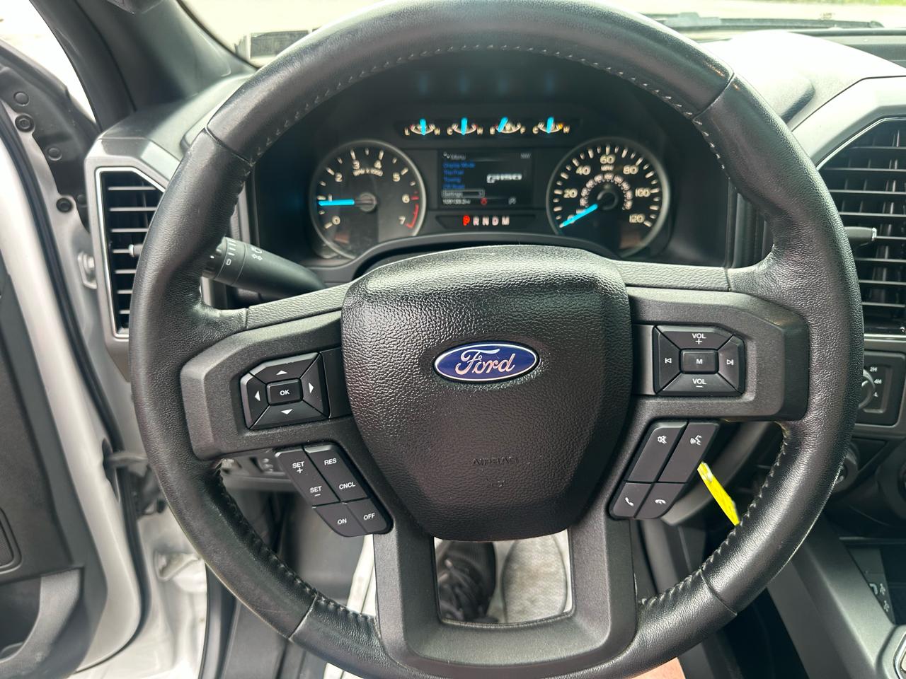 Ford F-150 4WD SuperCrew 145" XLT 2018
