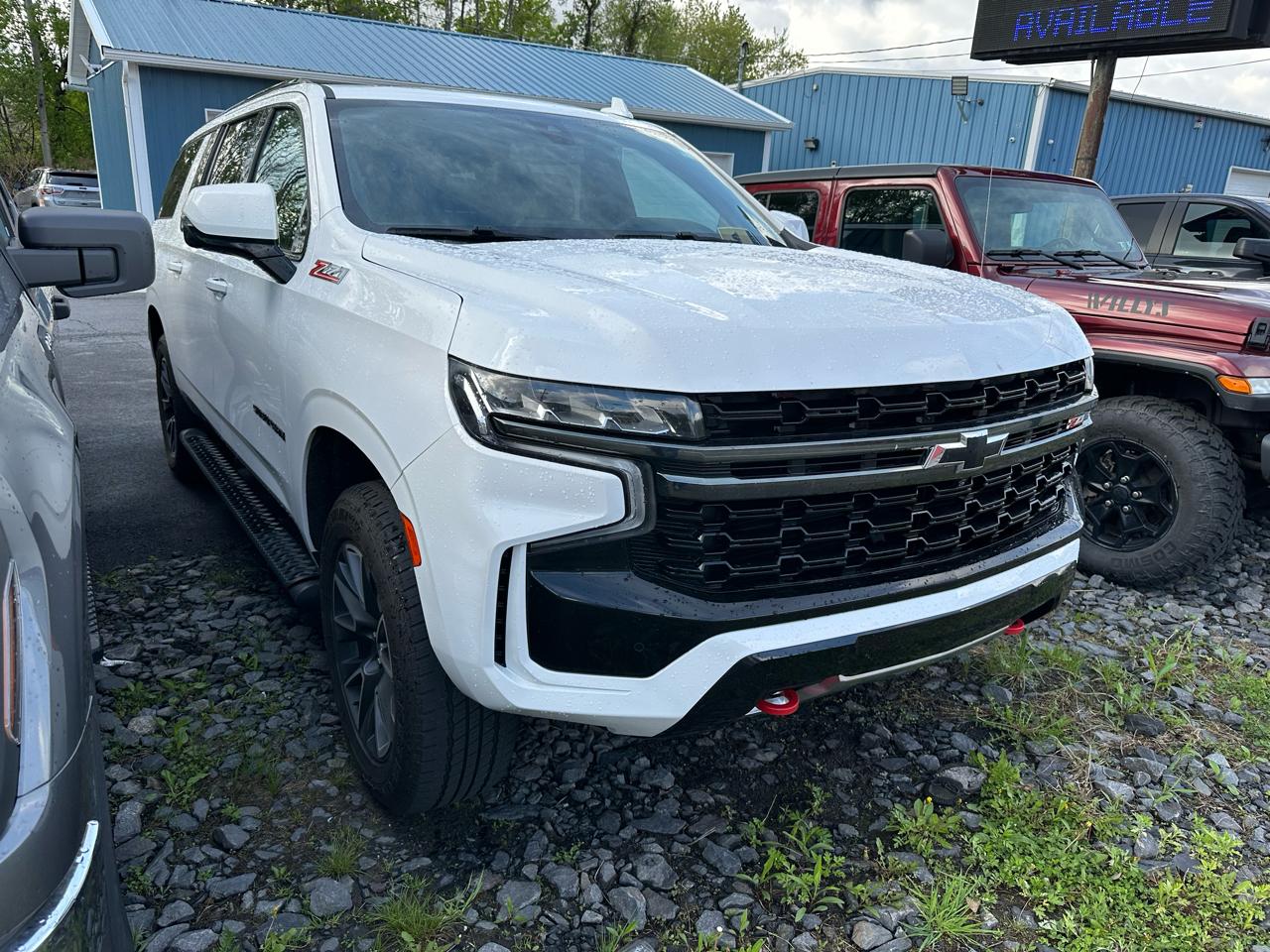 Chevrolet Suburban 4WD 4dr Z71 2021