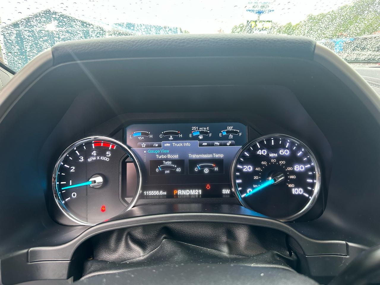 Ford Super Duty F-250 SRW Lariat 4WD Crew Cab 8' Box 2019