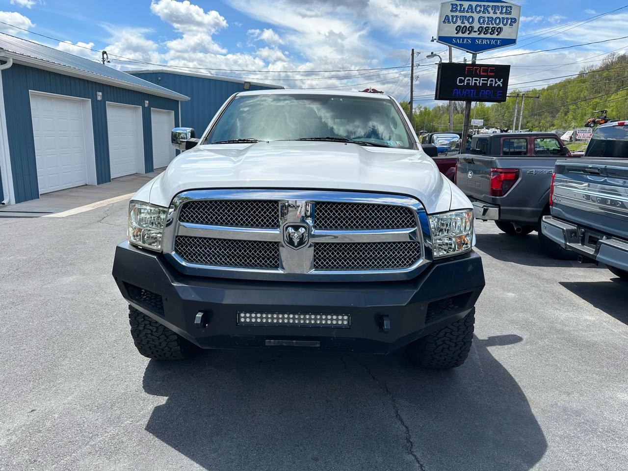 RAM 1500 Harvest 4x4 Crew Cab 5'7" Box *Ltd Avail* 2018