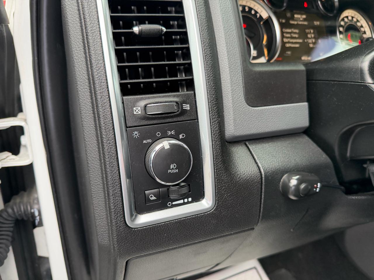 RAM 1500 Harvest 4x4 Crew Cab 5'7" Box *Ltd Avail* 2018